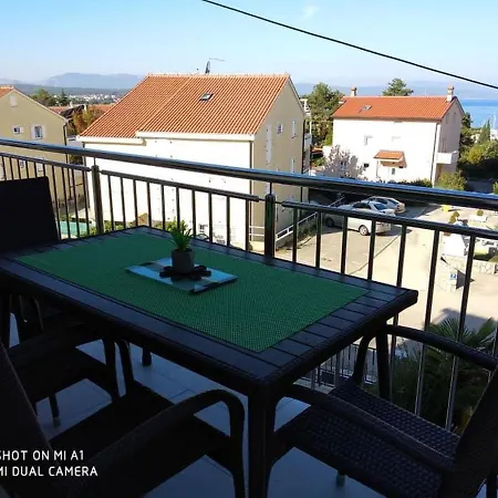 Apartament Vesel Malinska