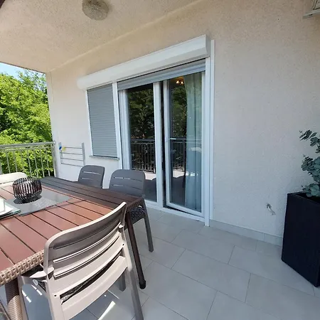 Apartment Vesel