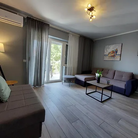 Vesel Apartment *